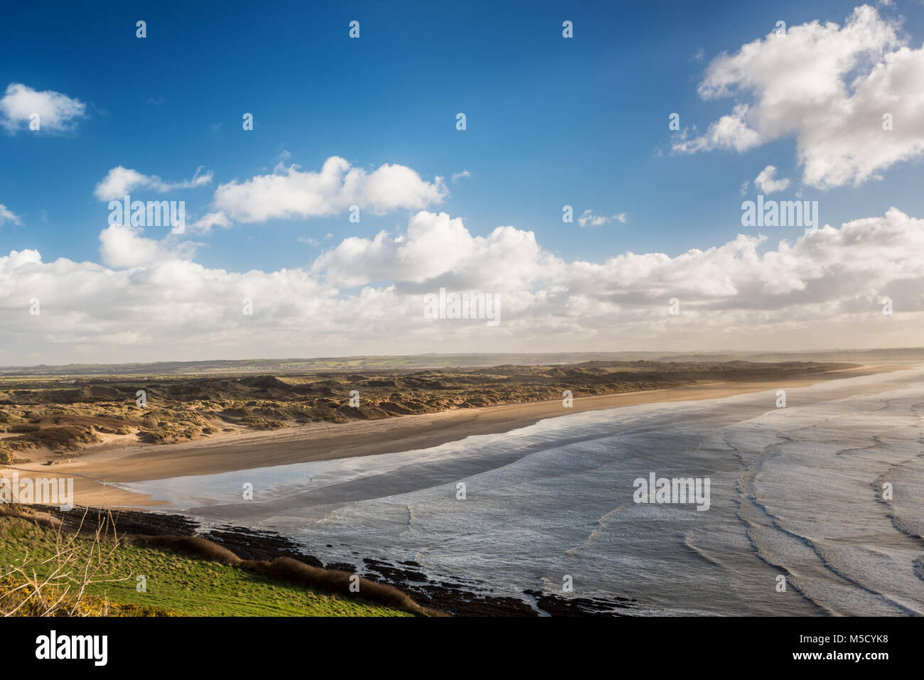 Saunton sands beach con cielo blu Foto Stock