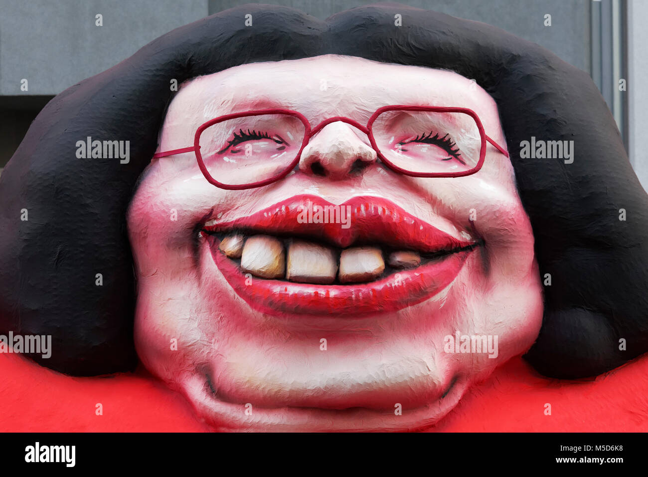 SPD candidato Andrea Nahles, caricatura politica, motto caravan durante il carnevale lunedì processione 2018, Düsseldorf Foto Stock
