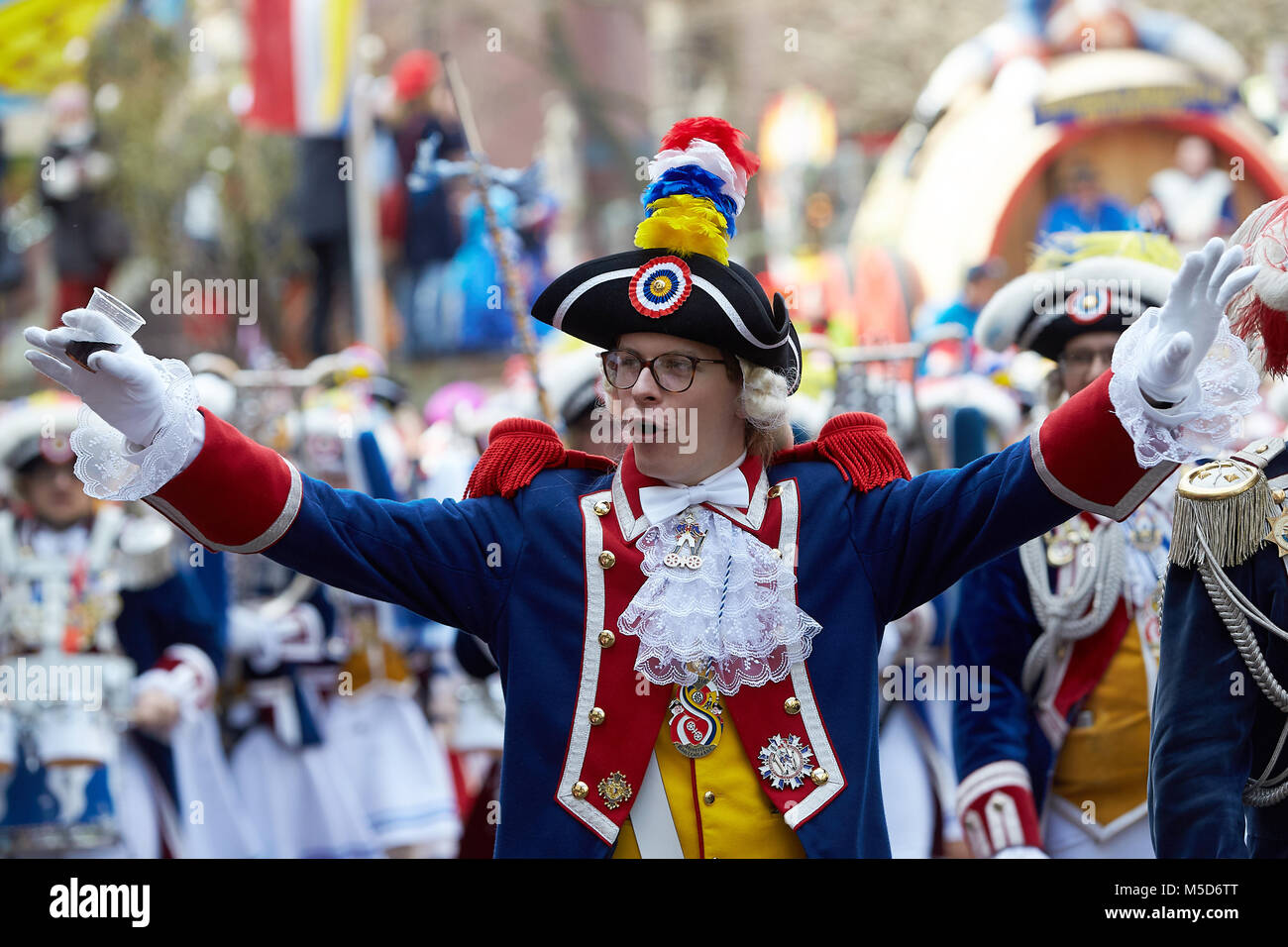 Le protezioni sul Carnevale lunedì processione, Mainz, Renania-Palatinato, Germania Foto Stock