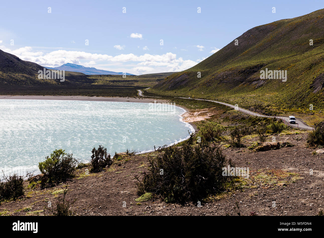 Ghiacciaio lago alimentato a sud di El Calafate; Patagonia Argentina; Foto Stock