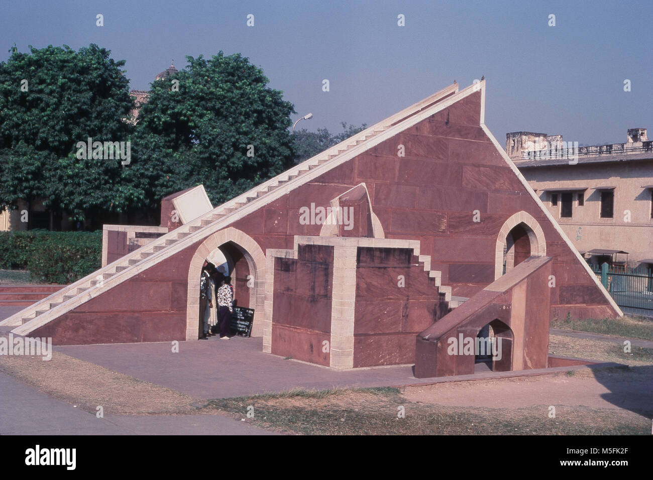 Monumento a Jantar Mantar di Jaipur, Rajasthan, India Foto Stock