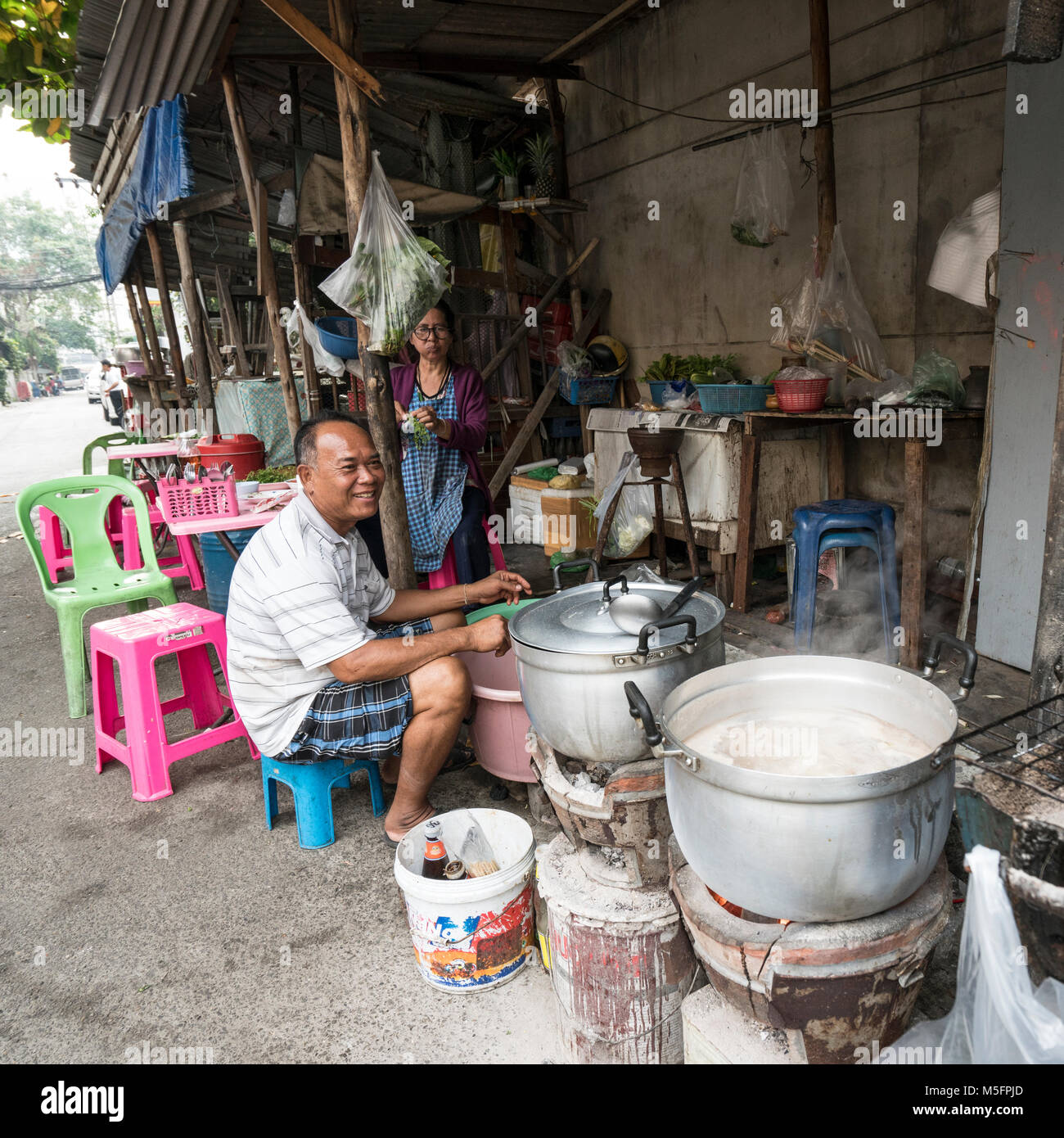 La povertà nei sobborghi a Bangkok, in Thailandia Foto Stock