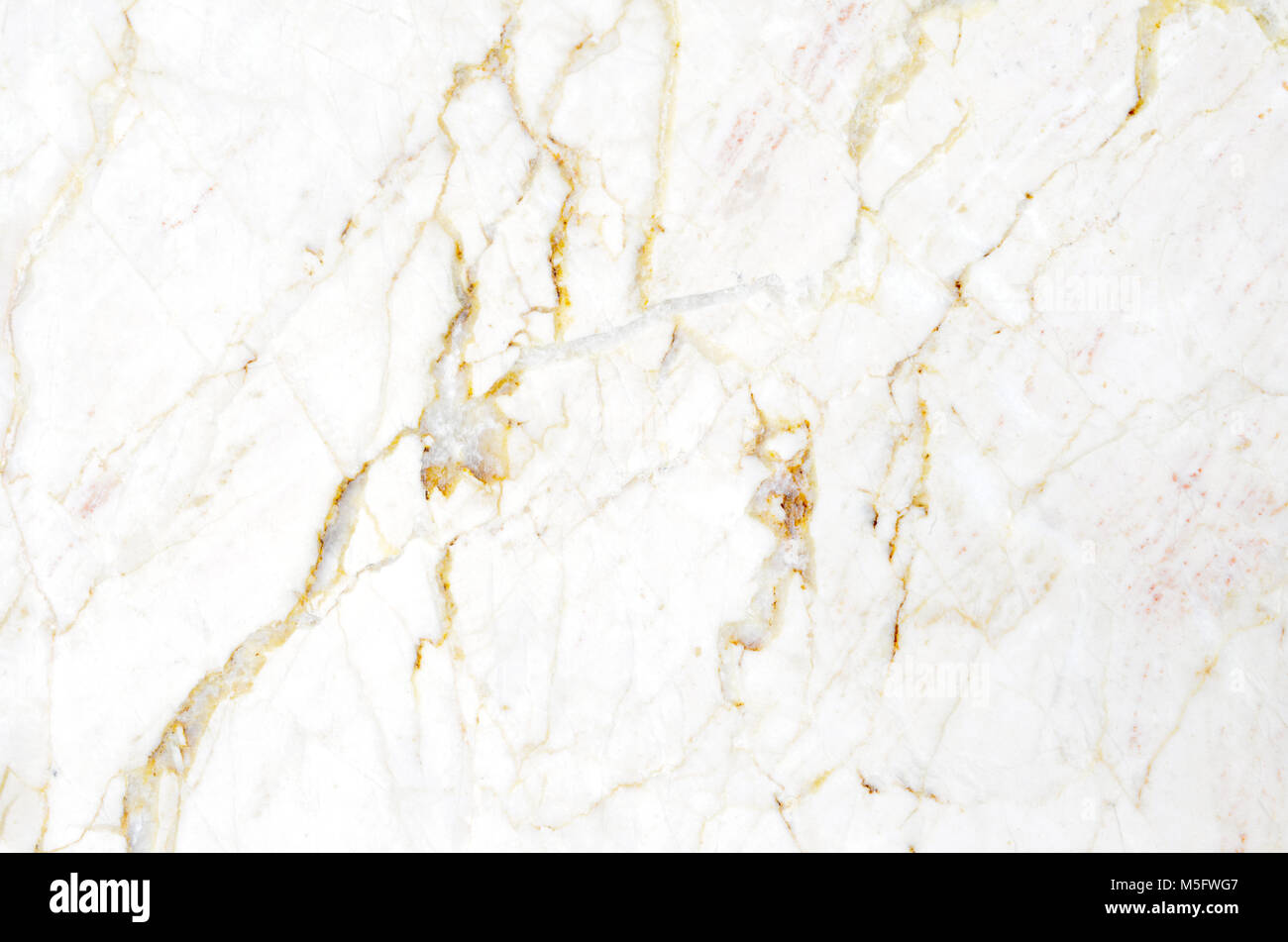 Texture in marmo in marmo sulla superficie della piastrella, un primo piano sulla superficie della piastrella in marmo sulla parete di marmo presente un dettaglio delle texture e pattern di marmo o Foto Stock