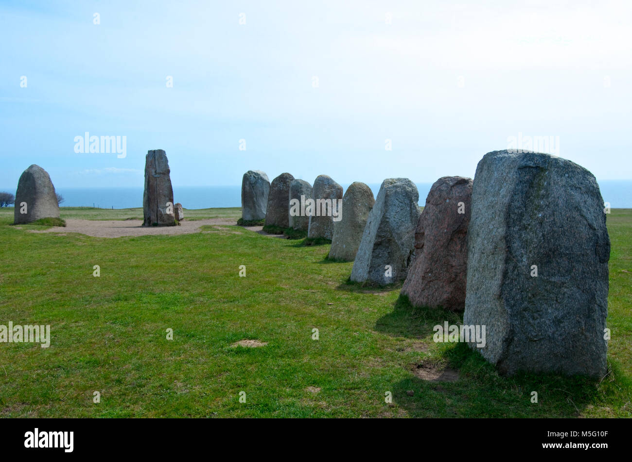 Ales stenar ale di pietre, sito archeologico nella Svezia meridionale. Foto Stock