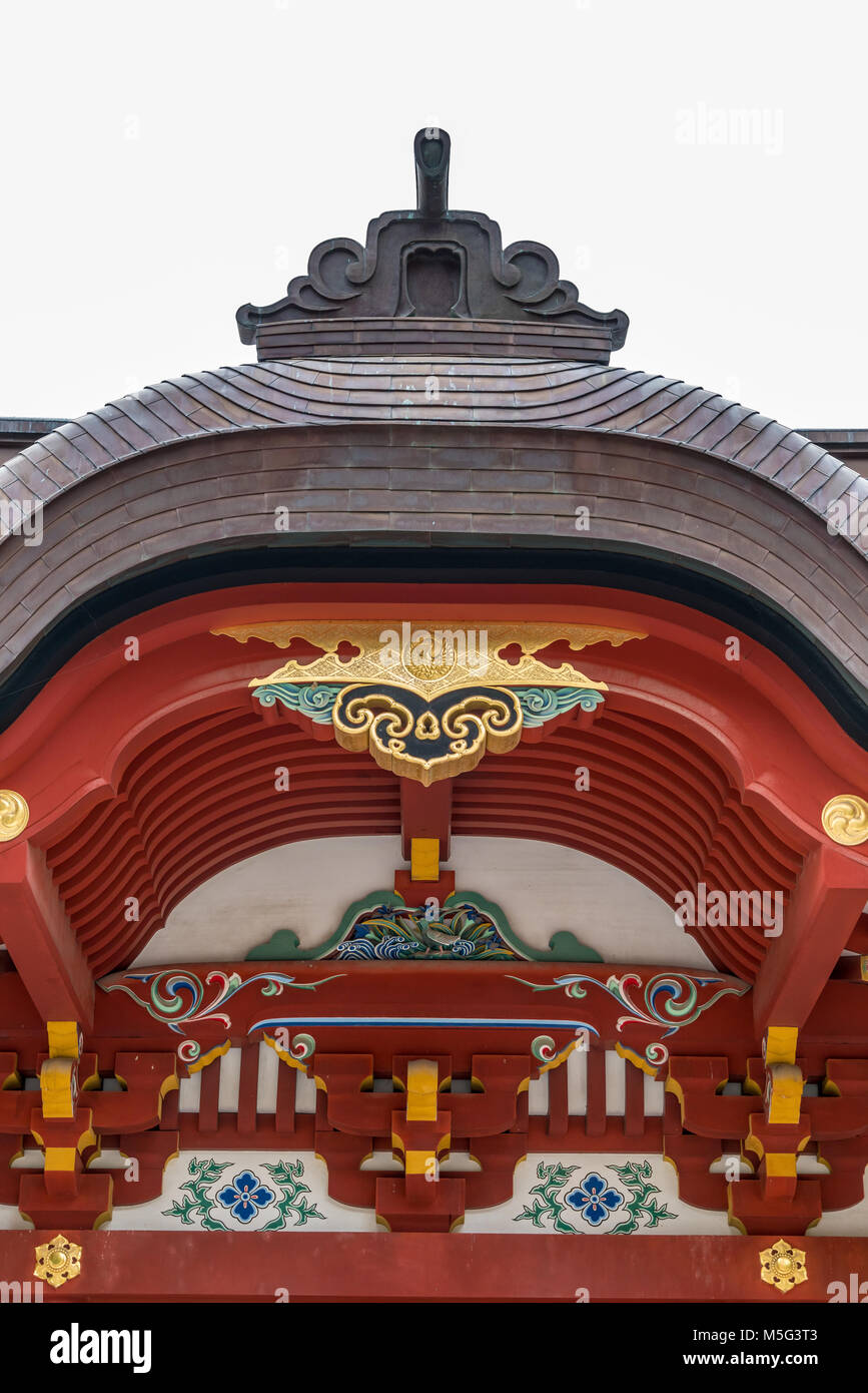 Miyabori carving, Gegyo (Gable ciondolo), metallo Kazari-Kanagu ornamenti e Tokyou (staffa) complessi di Maiden hall a Tsurugaoka Hachimangu lo Shintoismo shr Foto Stock