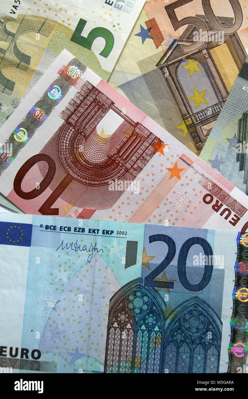Diverse le banconote in euro Foto Stock