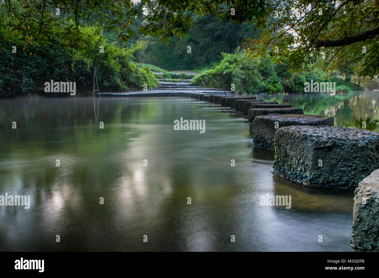 Camperduin, Noord Holland Olanda. Otto centinaia di migliaia di metri cubi di sabbia che viene pompato sulla spiaggia erosa. Foto Stock