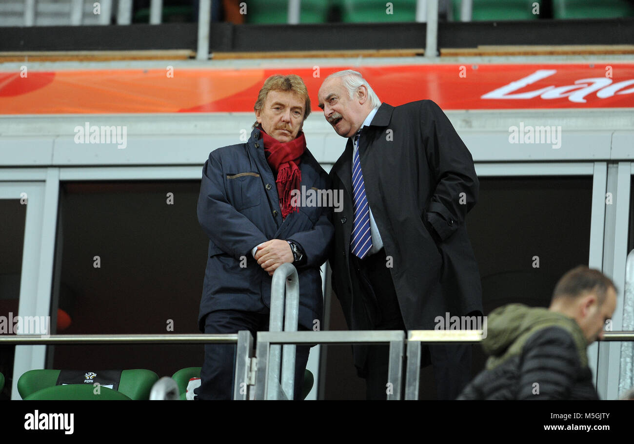 WROCLAW, Polonia - 17 novembre 2015: EURO 2016 Campionato Europeo partita amichevole Polonia - Repubblica Ceca o/p Zbigniew Boniek testa del calcio polacco Foto Stock