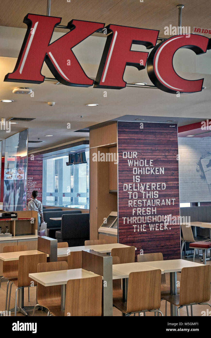 KFC ristorante interno scheda di pubblicità. KFC pollo. Thailandia, Sud-est asiatico Foto Stock