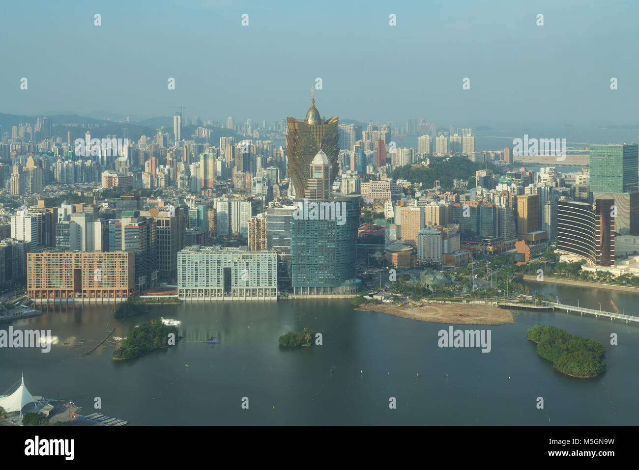 Immagine di Macau (Macao), Cina. Grattacielo hotel e casino edificio presso il centro cittadino di Macau (Macao). Foto Stock