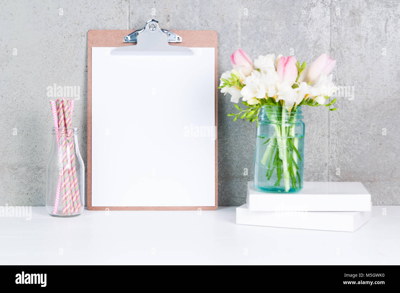 Desk top,femminile,fiori,Molla,fresco, piuttosto Foto Stock