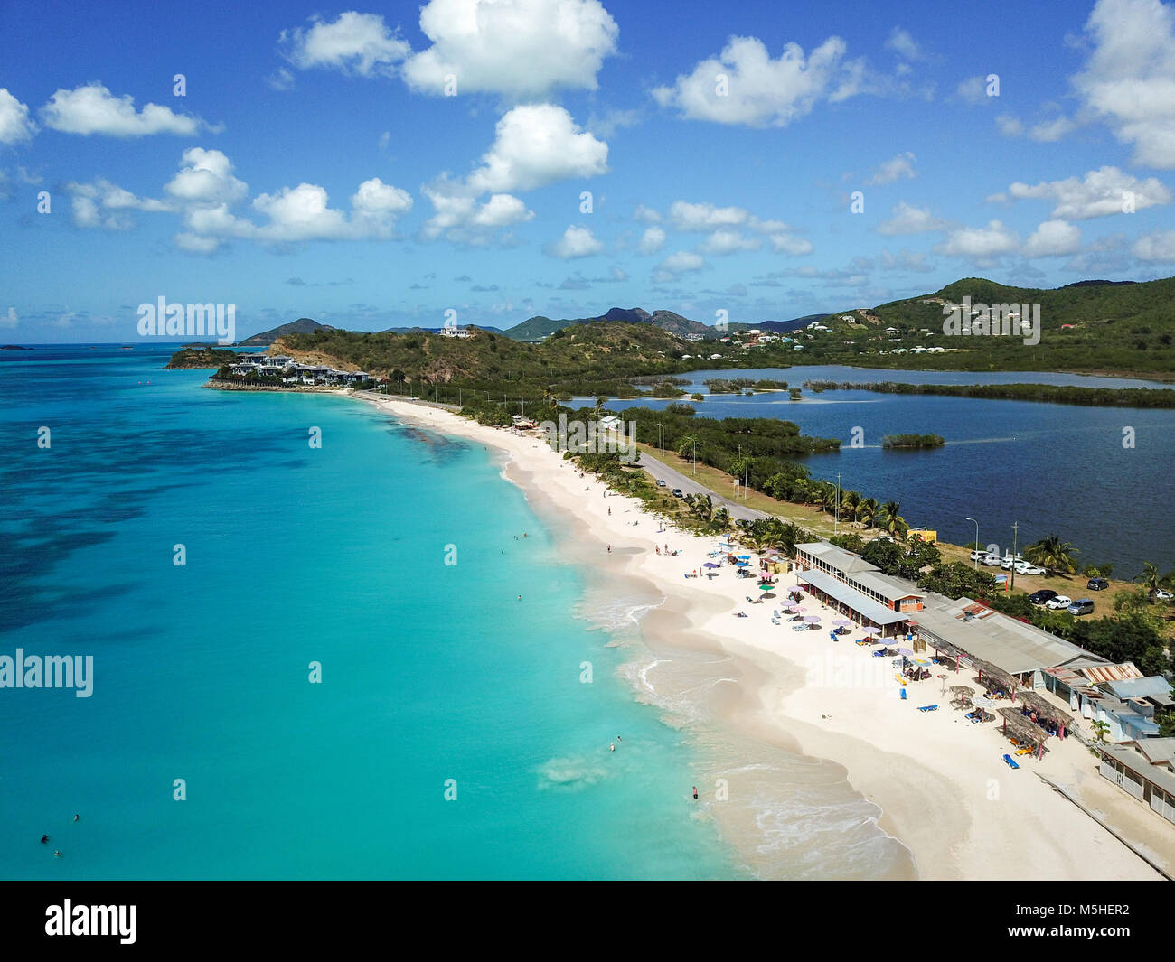 Spiaggia di legno scuro, metà Hyde Bay, Antigua Foto Stock