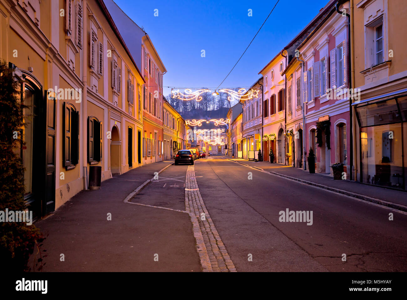 Bad Radkersburg street sera vista dell'Avvento, Steiermark regione dell'Austria Foto Stock