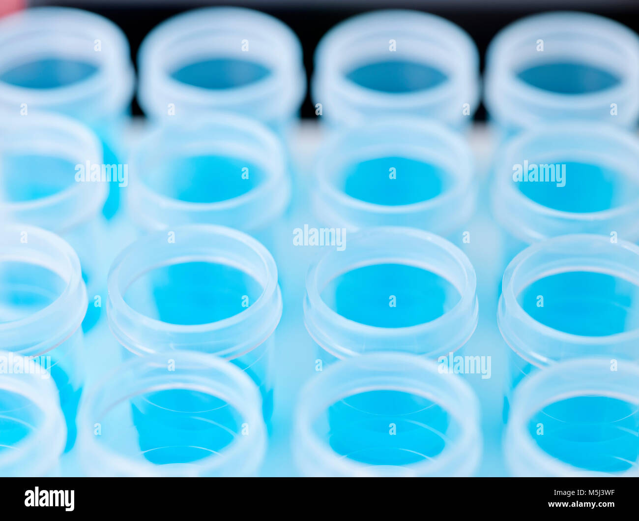 Dettaglio di apparecchiature da laboratorio a laboratorio Foto Stock