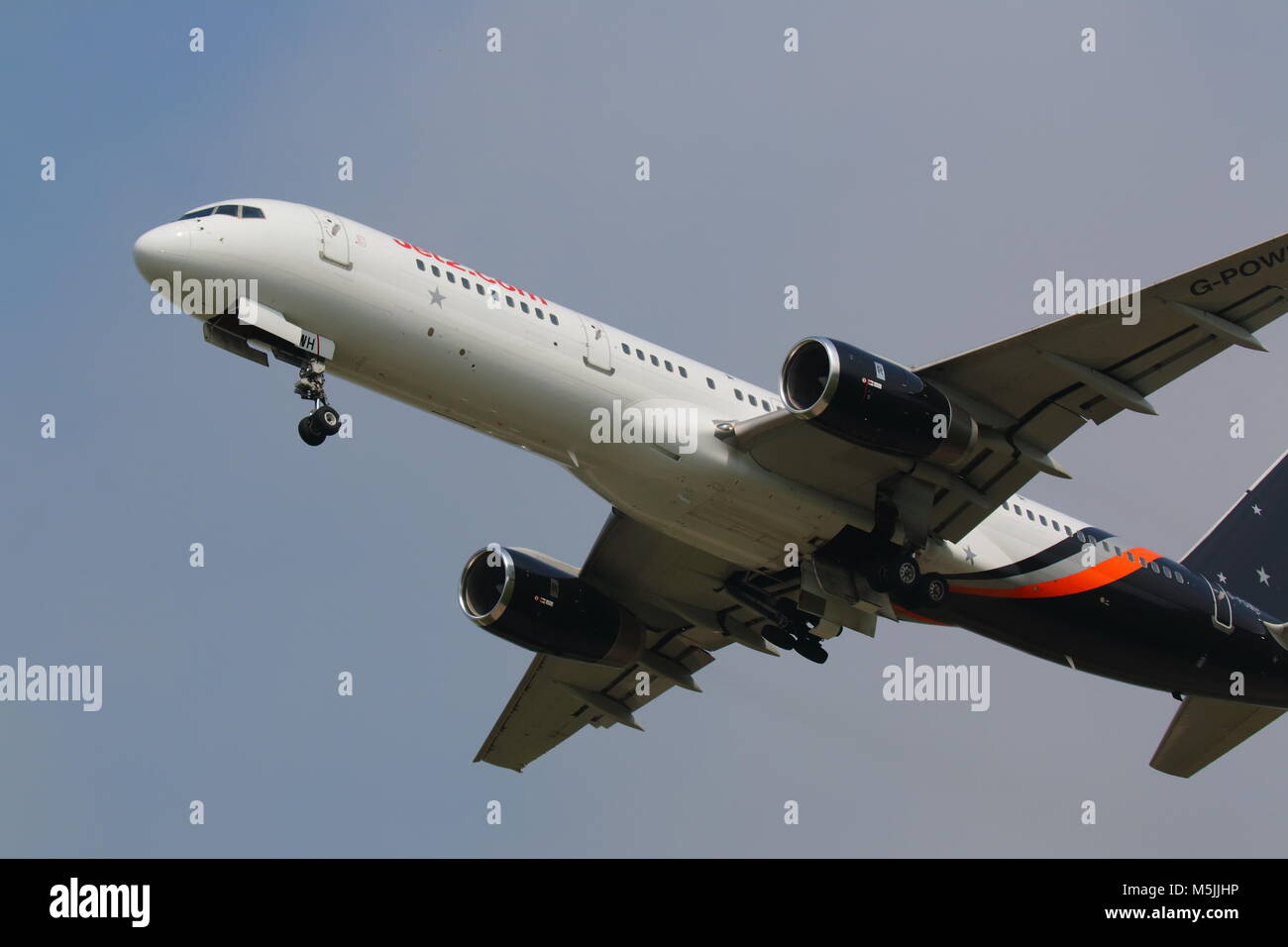 Getto 2 aereo all'Aeroporto Internazionale di Leeds Bradford Foto Stock