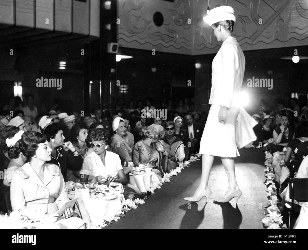 Fashion show,1950,Germania Foto Stock