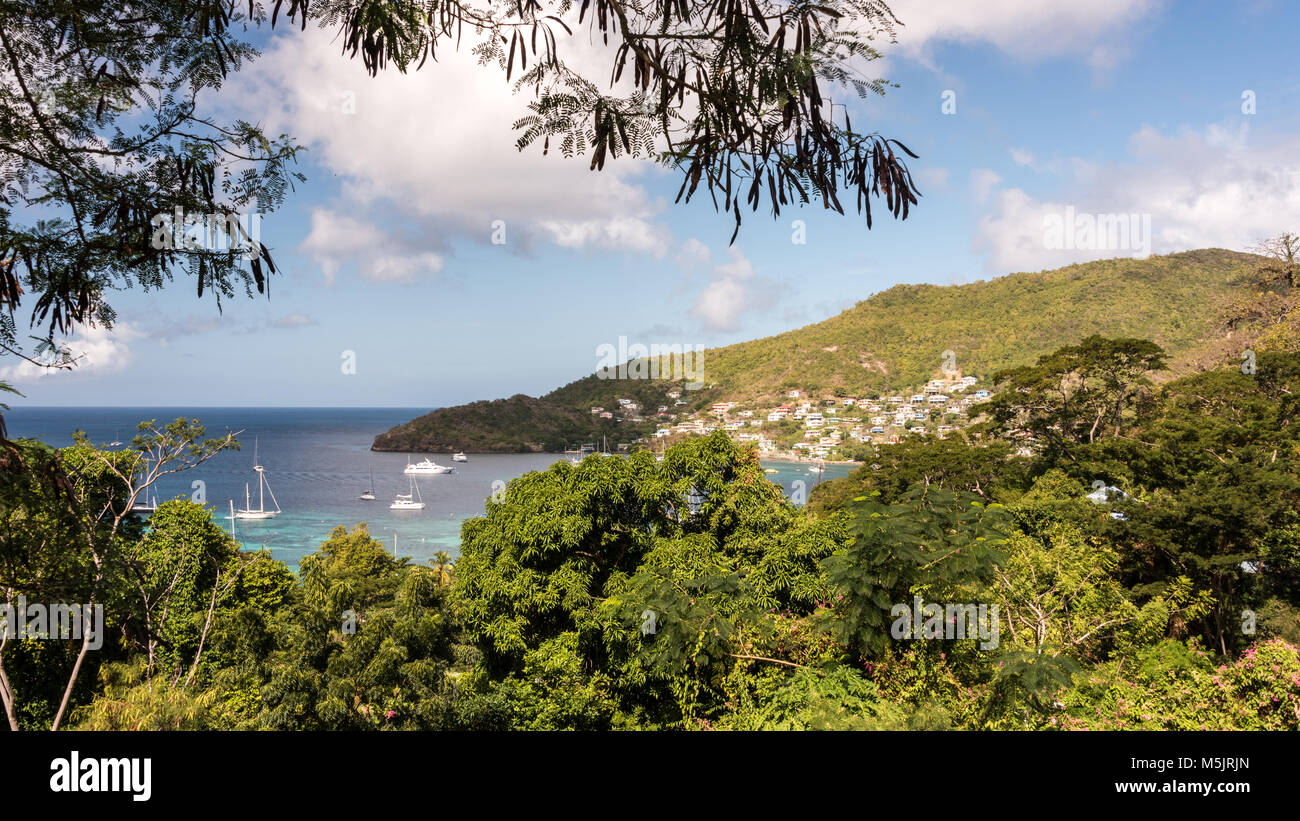 Vista di Port Elizabeth e Admiralty Bay, Bequia, Grenadine Foto Stock