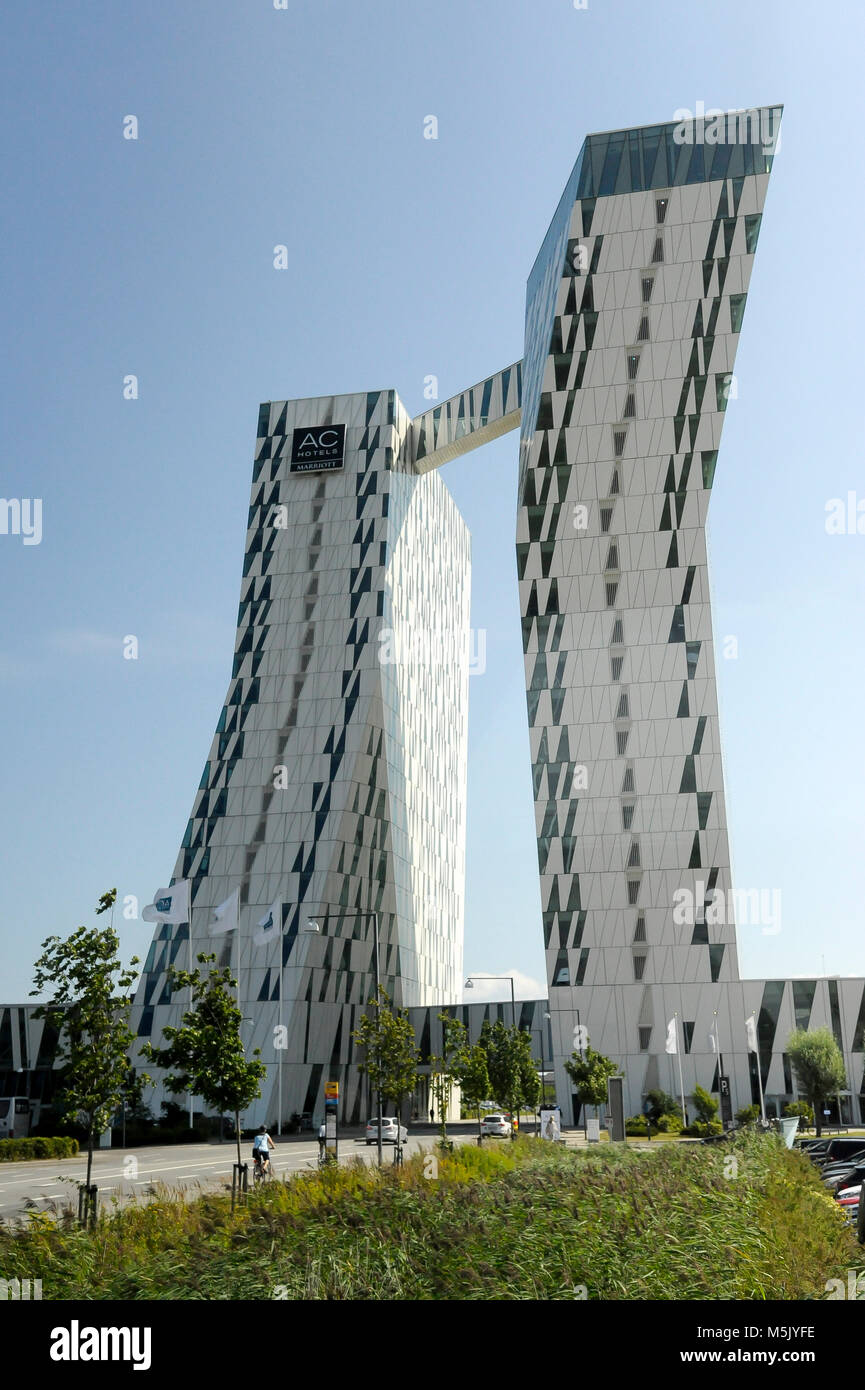 Albergo a quattro stelle AC Hotel Bella Sky a Copenaghen in Bella Convention e Centro Congressi di Copenhagen, Danimarca. 6 agosto 2015. Con 814 camere è il più grande Foto Stock