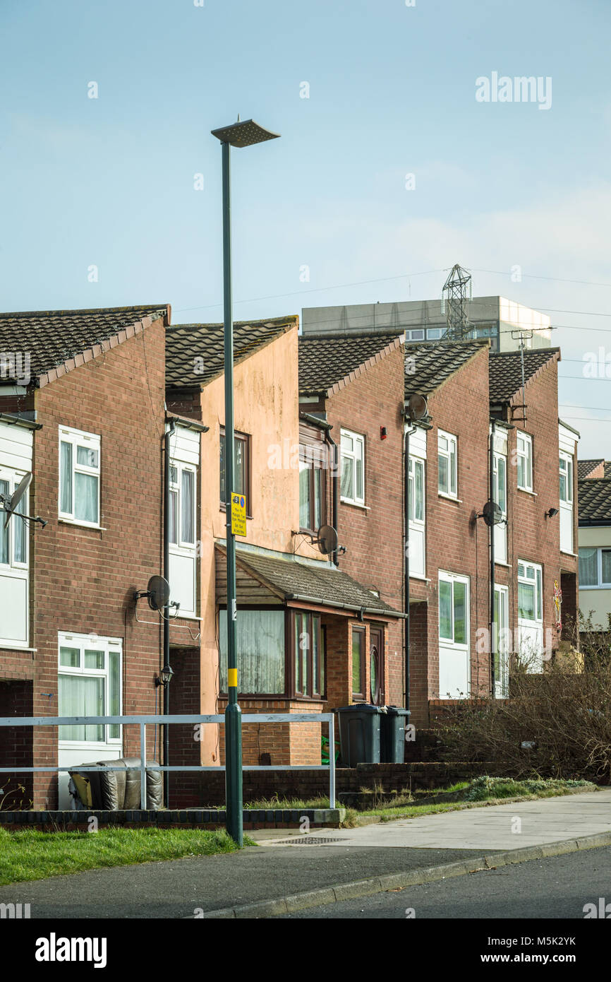 Fila di 1970s UK consiglio case, Kings Heath Birmingham Regno Unito Foto Stock