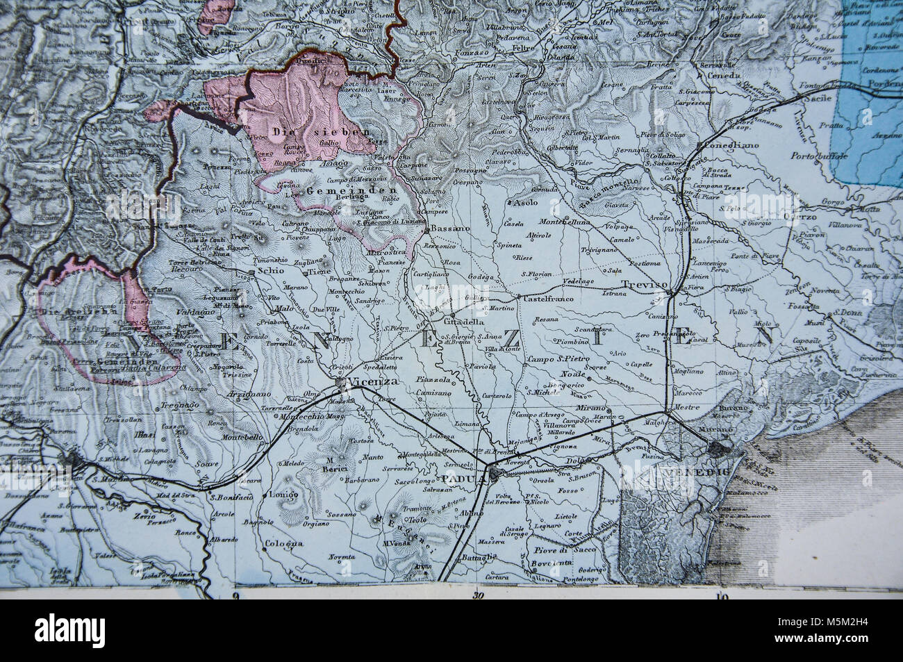 1877 Petermann Mittheilungen mappa - Nord Italia Venezia Alpi Foto Stock