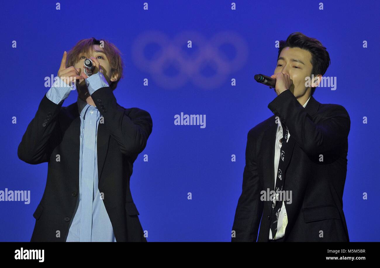 Super Junior D&E. K Pop Concert. Pyeongchang Olympic plaza. Pyeongchang. Pyeongchang2018 Olimpiadi invernali. Repubblica di Corea. 24/02/2018. Foto Stock