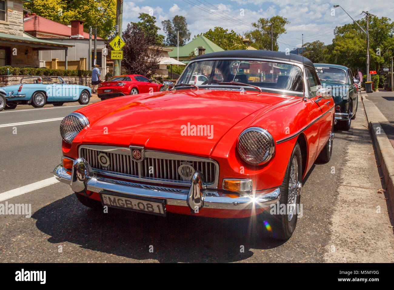Rosso classico MGB roadster auto sportiva, Kangaroo Valley, Nuovo Galles del Sud, Australia Foto Stock