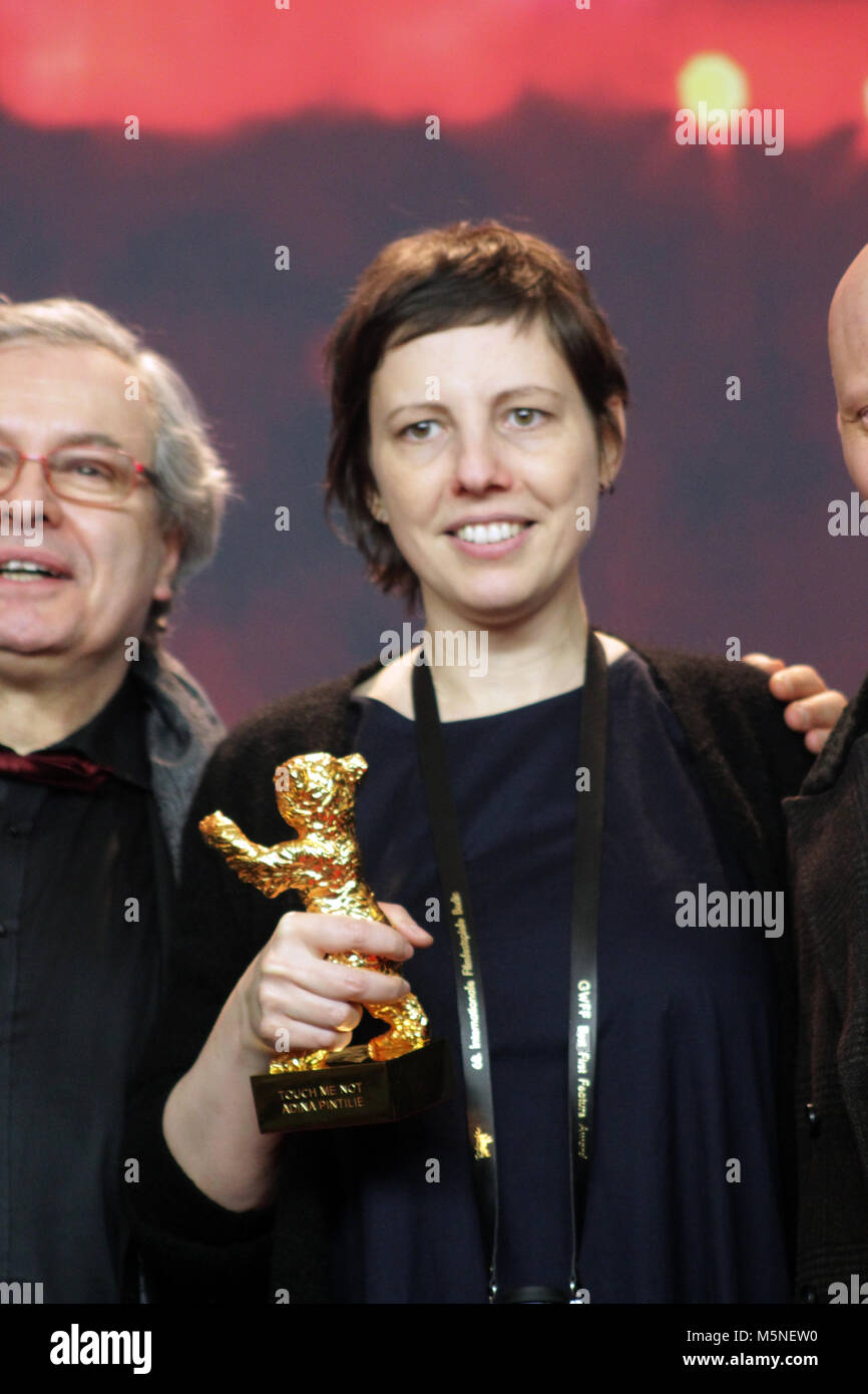 Vincitore sessantottesima Berlinale, Golden Bear, Goldener Bär il miglior film: "Touch Me non' da Adina Pintilie , Berlino, Germania. Il 24 febbraio, 2018. Conferenza stampa Foto Stock