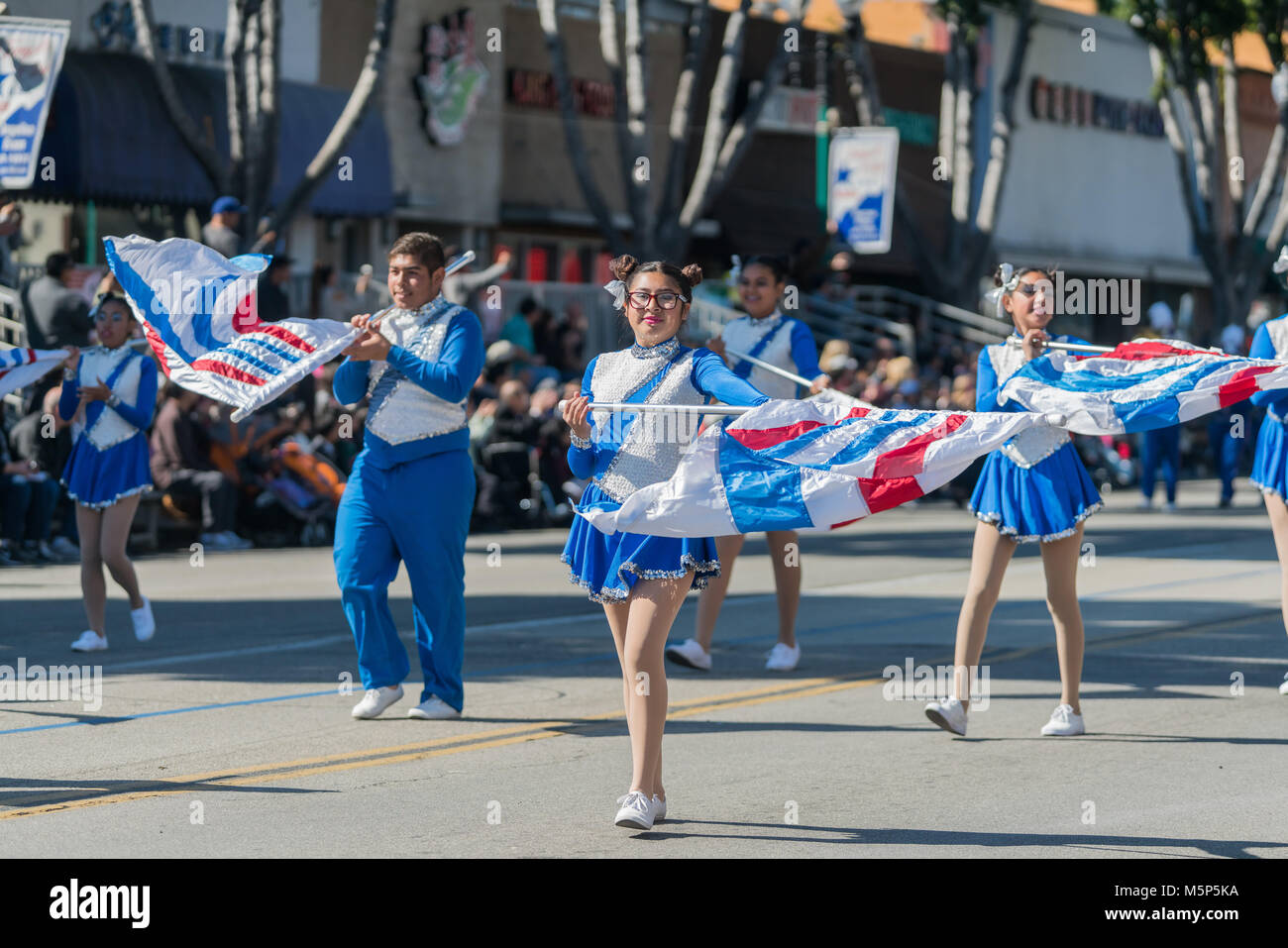 Città del tempio, Los Angeles, California, USA. Il 24 febbraio, 2018. Kranz Scuola Intermedia Marching Band prestazioni del famoso 74a Camellia Festival Parade su FEB 24, 2018 Città del tempio, Los Angeles Credito: Chon Kit Leong/Alamy Live News Foto Stock