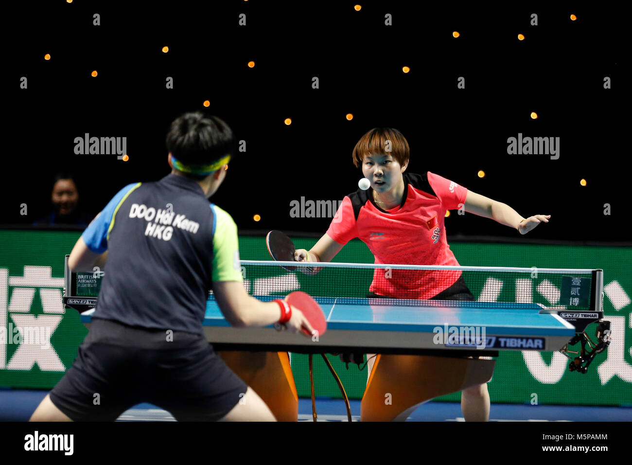 Londra, Regno Unito. 24 Febbraio, 2018. ITTF World Team Cup match tra Zhu YULING di Cina e DOO Hoi Dem di Hong Kong -, semifinali uomini raddoppia corrispondono a febbraio 24, 2018 in scatola di rame Arena, Olympic Park, Londra. Credito: Michal Busko/Alamy Live News Foto Stock