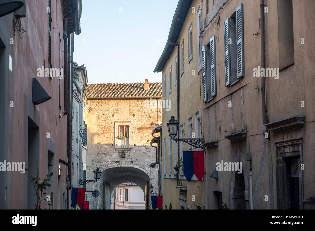 Amelia (Terni Umbria Italia): edifici storici della città vecchia Foto Stock