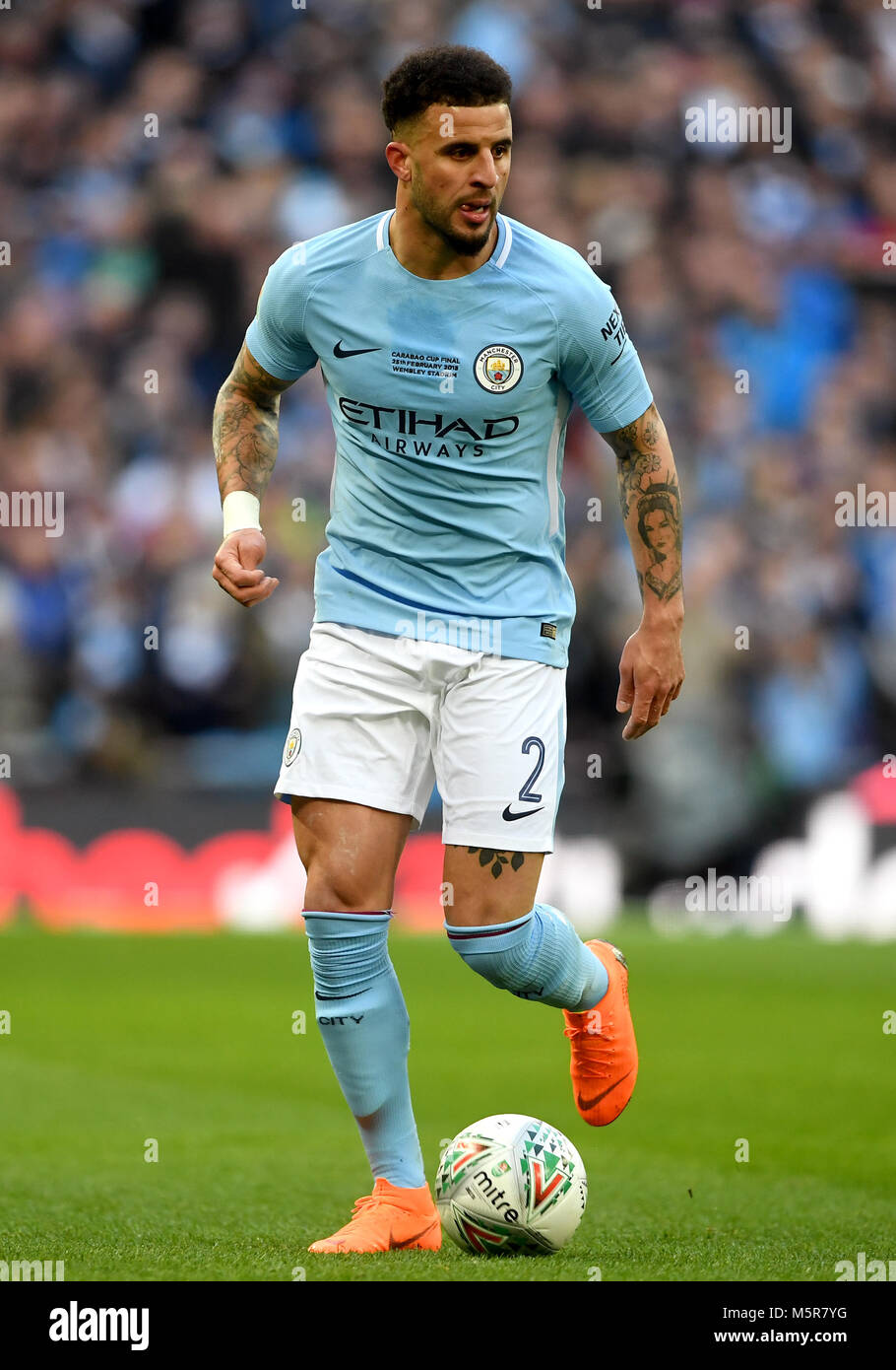 Kyle Walker di Manchester City durante la finale della Carabao Cup al Wembley Stadium, Londra. PREMERE ASSOCIAZIONE foto. Data immagine: Domenica 25 febbraio 2018. Guarda la storia della PA DI CALCIO finale. Il credito fotografico dovrebbe essere: Joe Giddens/PA Wire. RESTRIZIONI: Nessun utilizzo con audio, video, dati, elenchi di apparecchi, logo di club/campionato o servizi "live" non autorizzati. L'uso in-match online è limitato a 75 immagini, senza emulazione video. Nessun utilizzo nelle scommesse, nei giochi o nelle pubblicazioni di singoli club/campionati/giocatori. Foto Stock