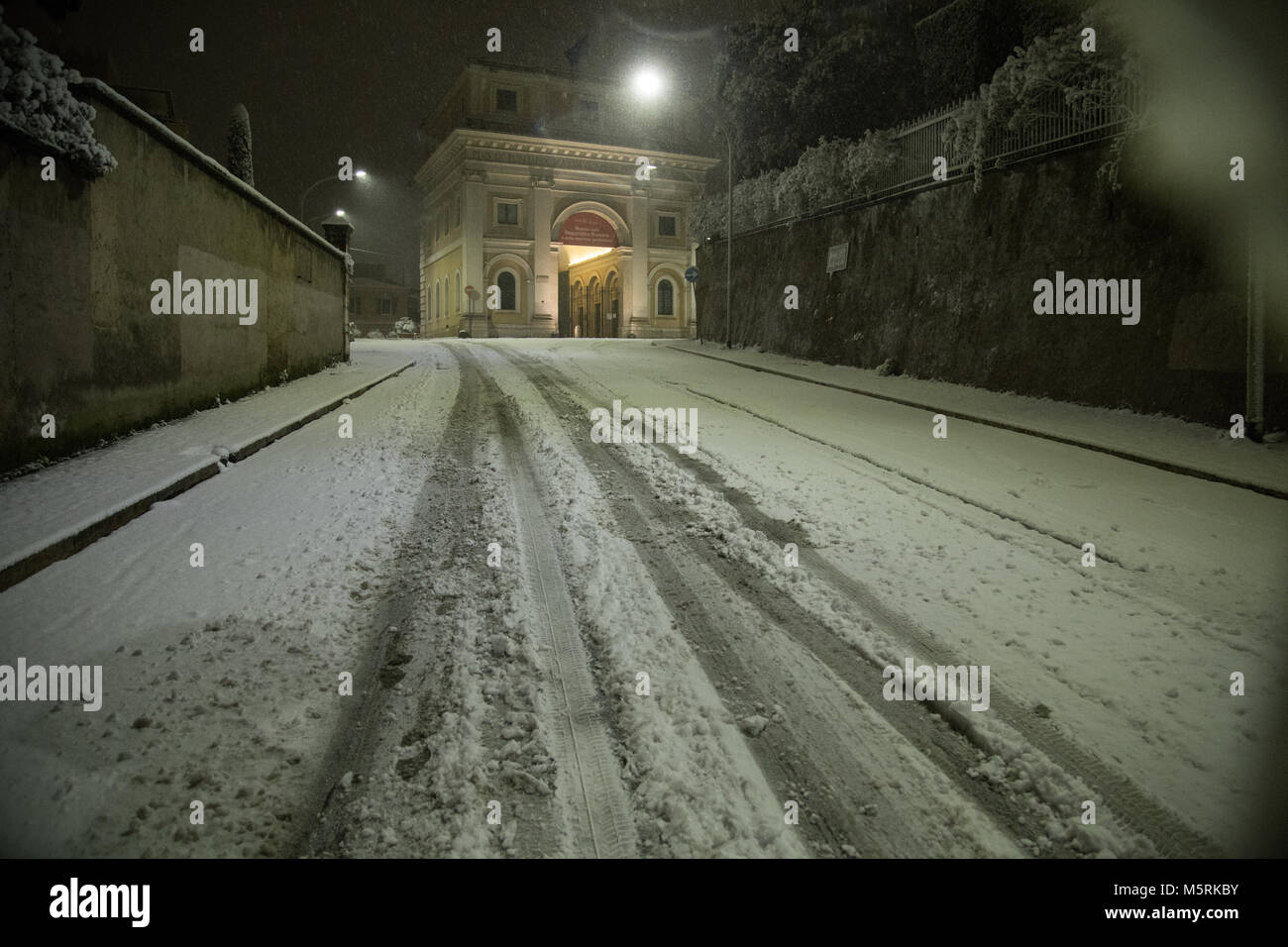 Roma, Italia. 26 Febbraio, 2018. Vista di Porta San Pancrazio sul Gianicolo Credito: Matteo Nardone/Pacific Press/Alamy Live News Foto Stock