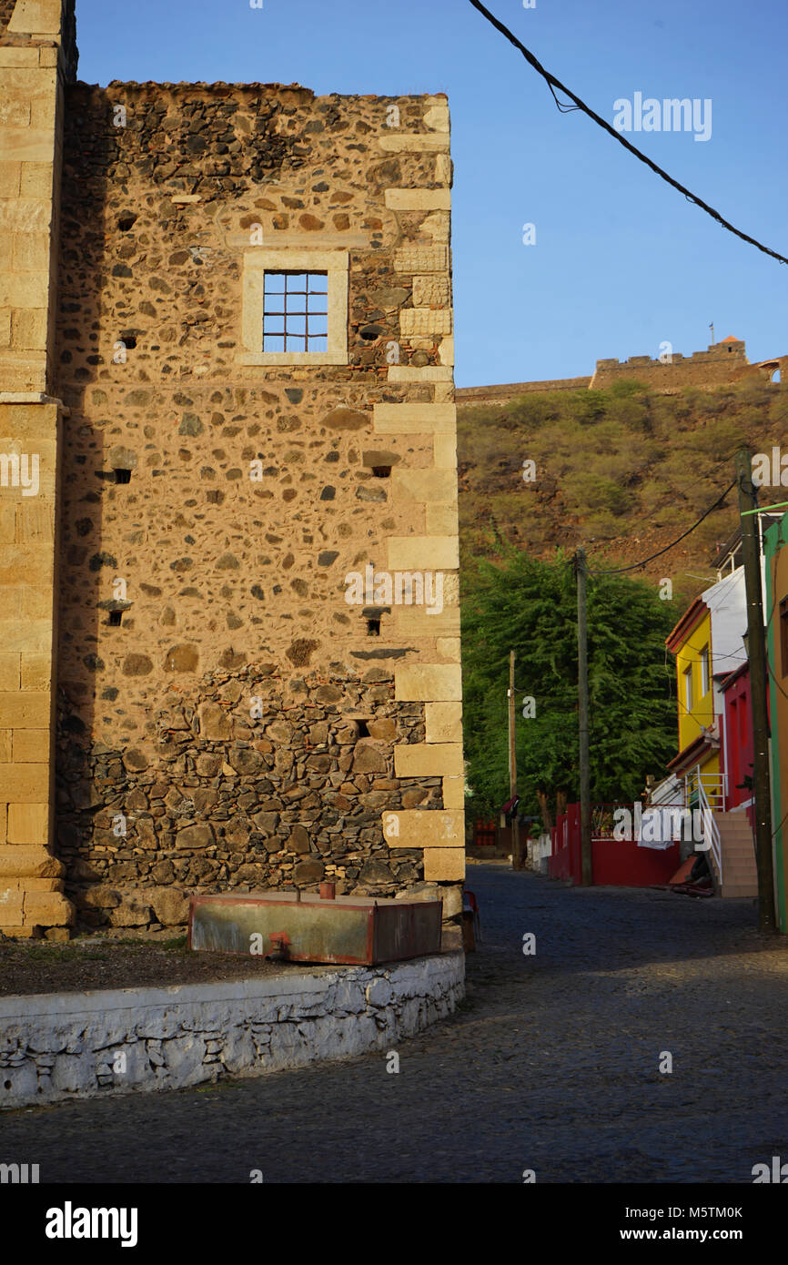 Le rovine della vecchia cattedrale, Cidade Velha, isola di Santiago, Capo Verde Foto Stock