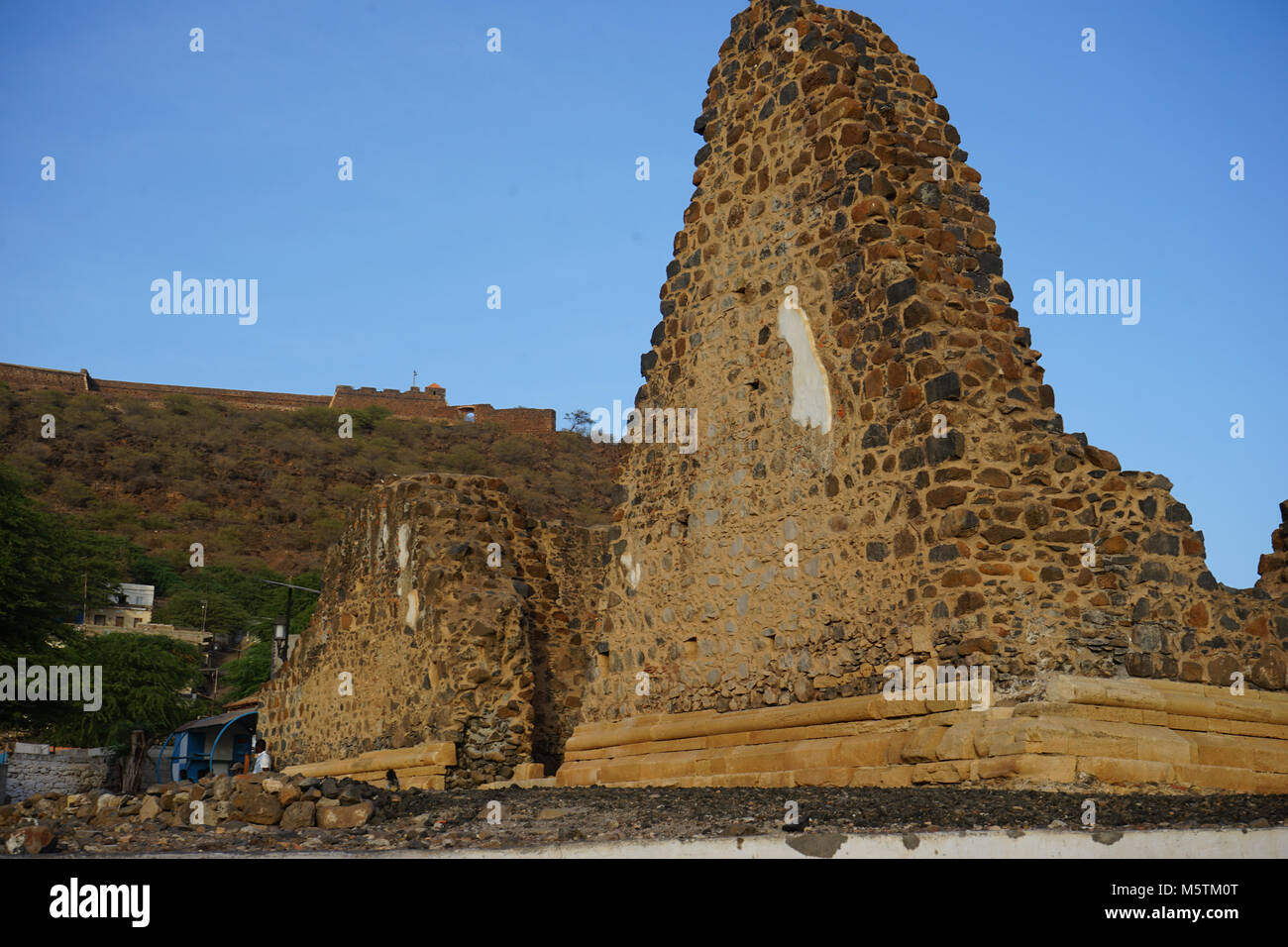 Le rovine della vecchia cattedrale, Cidade Velha, isola di Santiago, Capo Verde Foto Stock