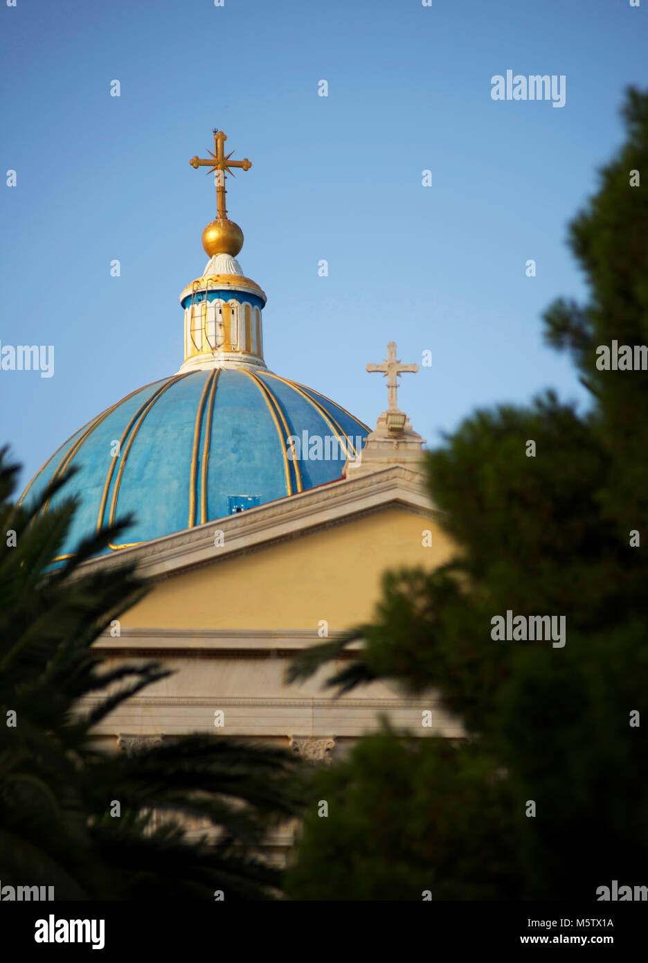 Tetto a cupola di Agios Nikolaos (St Nicholas) Chiesa di Ermoupoli, sull'isola di Syros, Grecia. Foto Stock