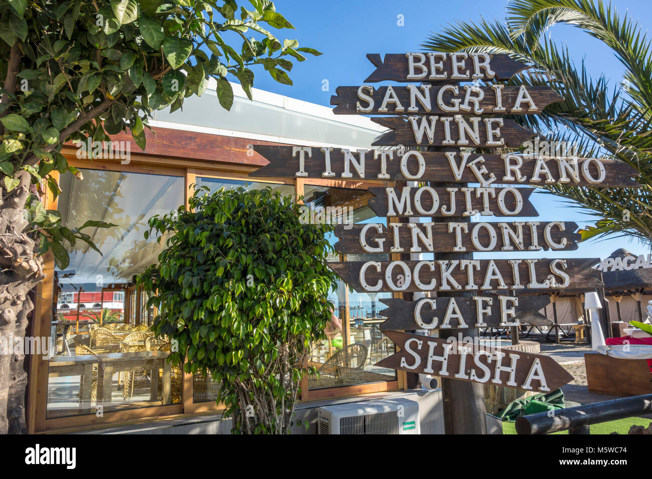 Il ristorante di visualizzazione elemento foos beach. Torremolinos,Spagna. Foto Stock