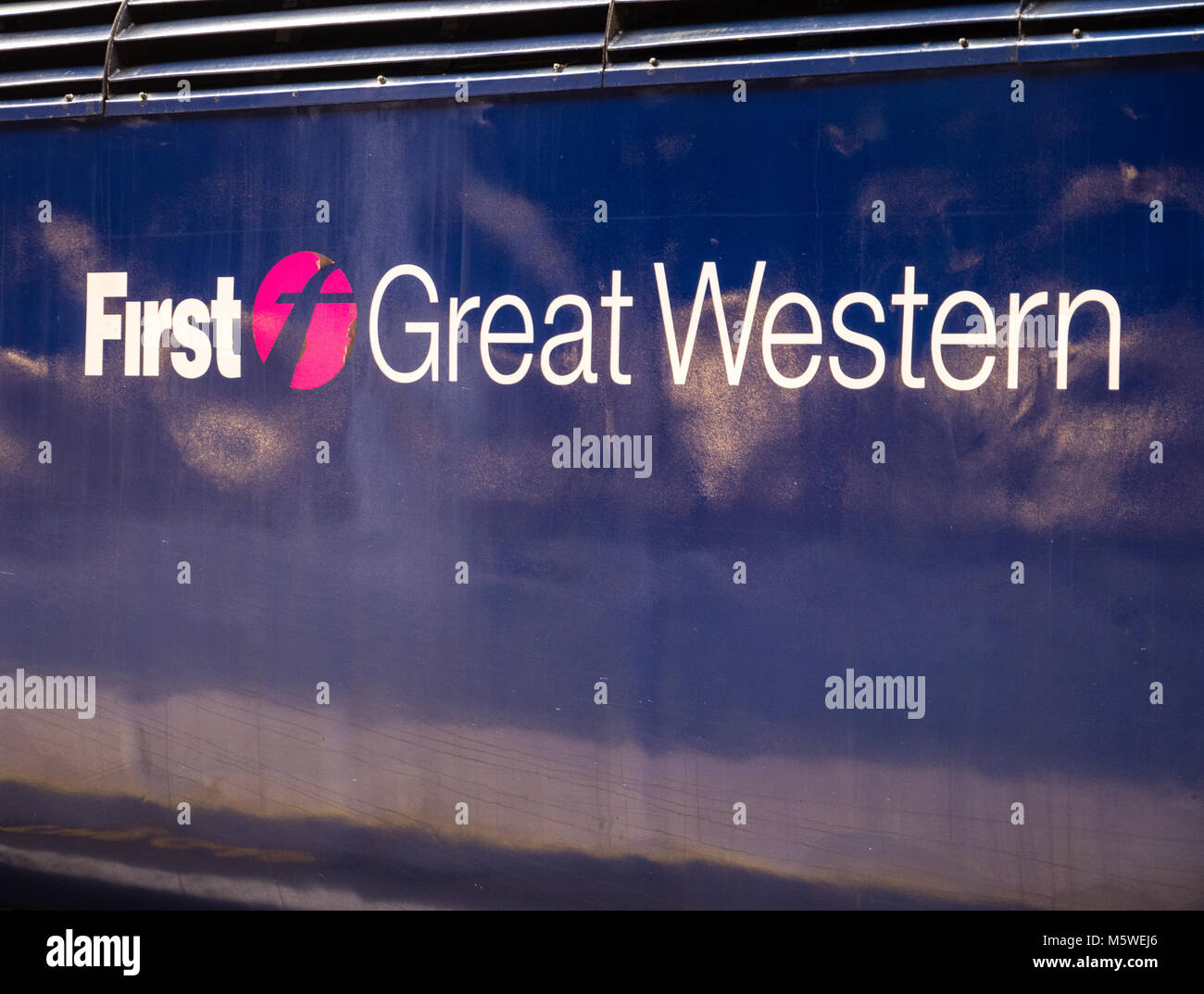 First Great Western Train, Paddington Station, Londra, Inghilterra, Regno Unito, GB. Foto Stock