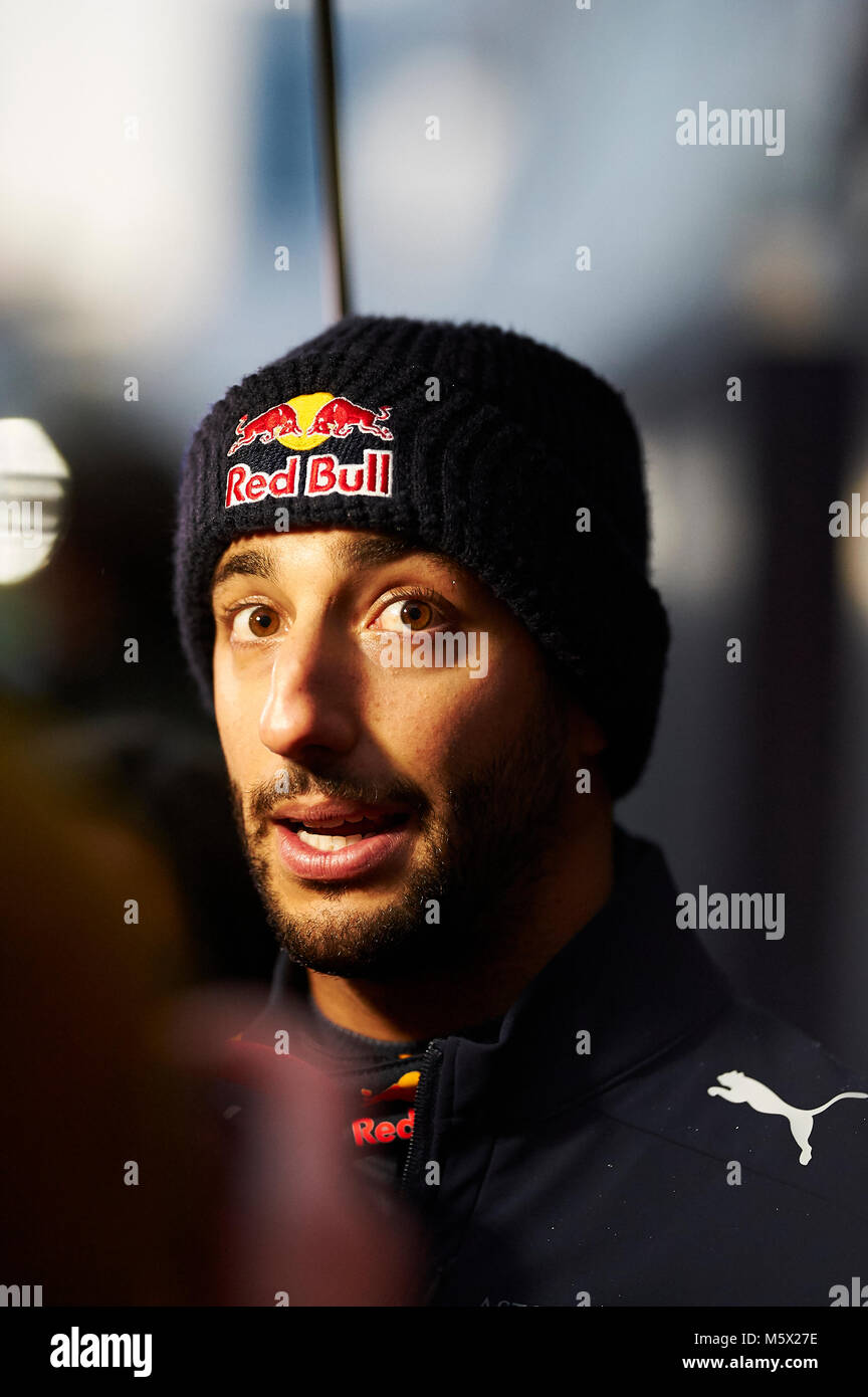 Barcellona, Spagna. Il 26 febbraio, 2018. Daniel Ricciardo alla Aston Martin del Team Red Bull Racing colloqui con la stampa durante la pre stagione di Formula Uno prova. Credito: Pablo Guillen Alamy News Foto Stock