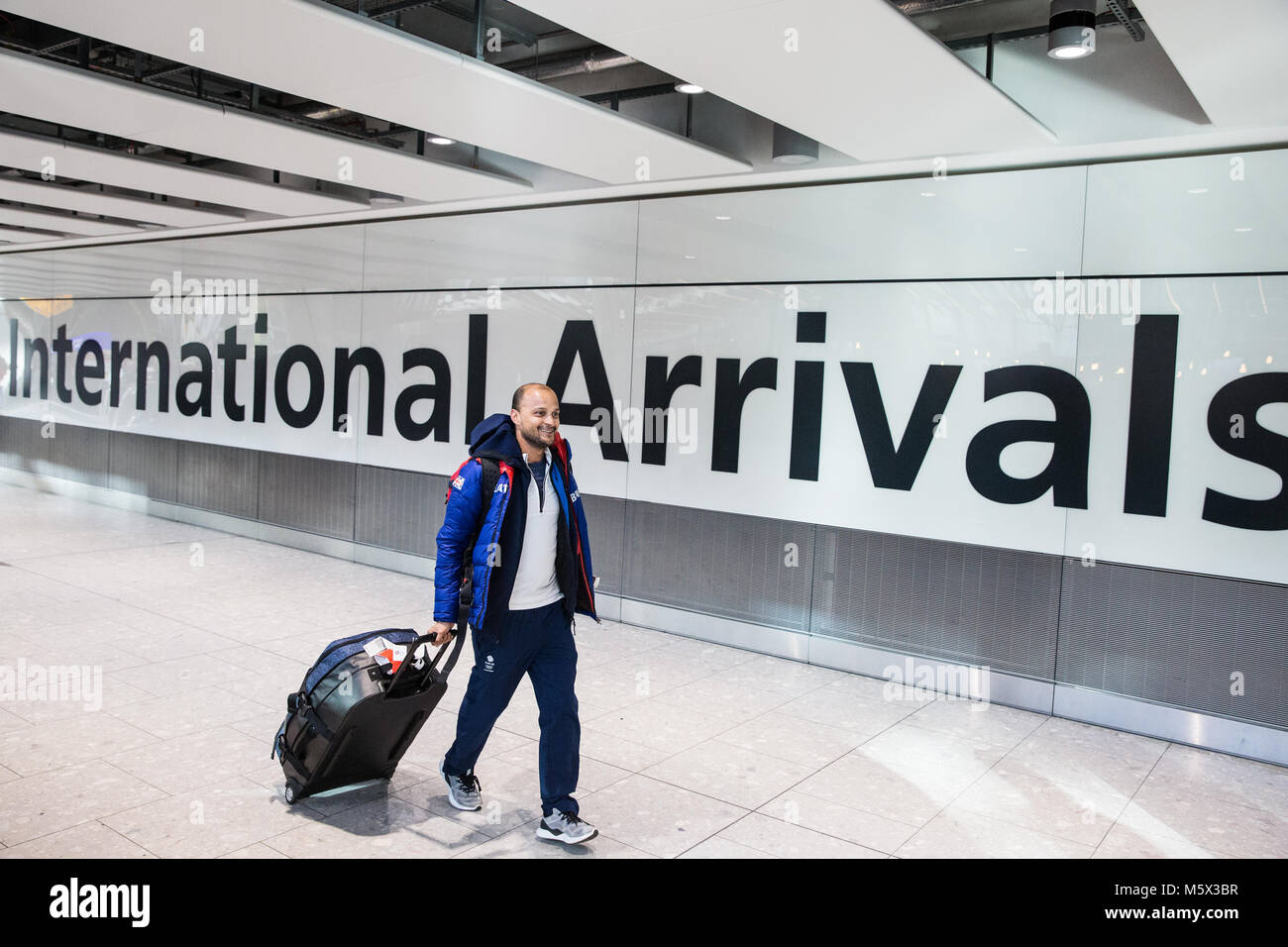 Londra, Regno Unito. Il 26 febbraio, 2018. La British Olympic Association (BOA) accoglie favorevolmente Team GB atleti home da Pyeongchang 2018 Giochi Olimpici Invernali presso l'aeroporto di Heathrow. Credito: Mark Kerrison/Alamy Live News Foto Stock