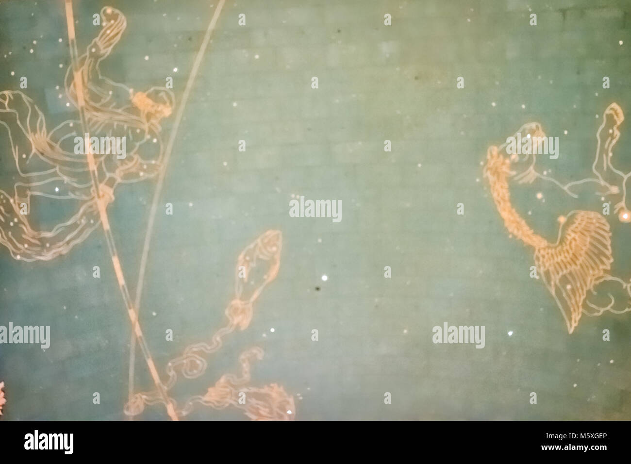 La città di New York, Stati Uniti d'America - 29 Ottobre 2017: Grand Central Station cercando vista soffitto verde in NYC hall principale trasporto concourse celest sfondo Foto Stock