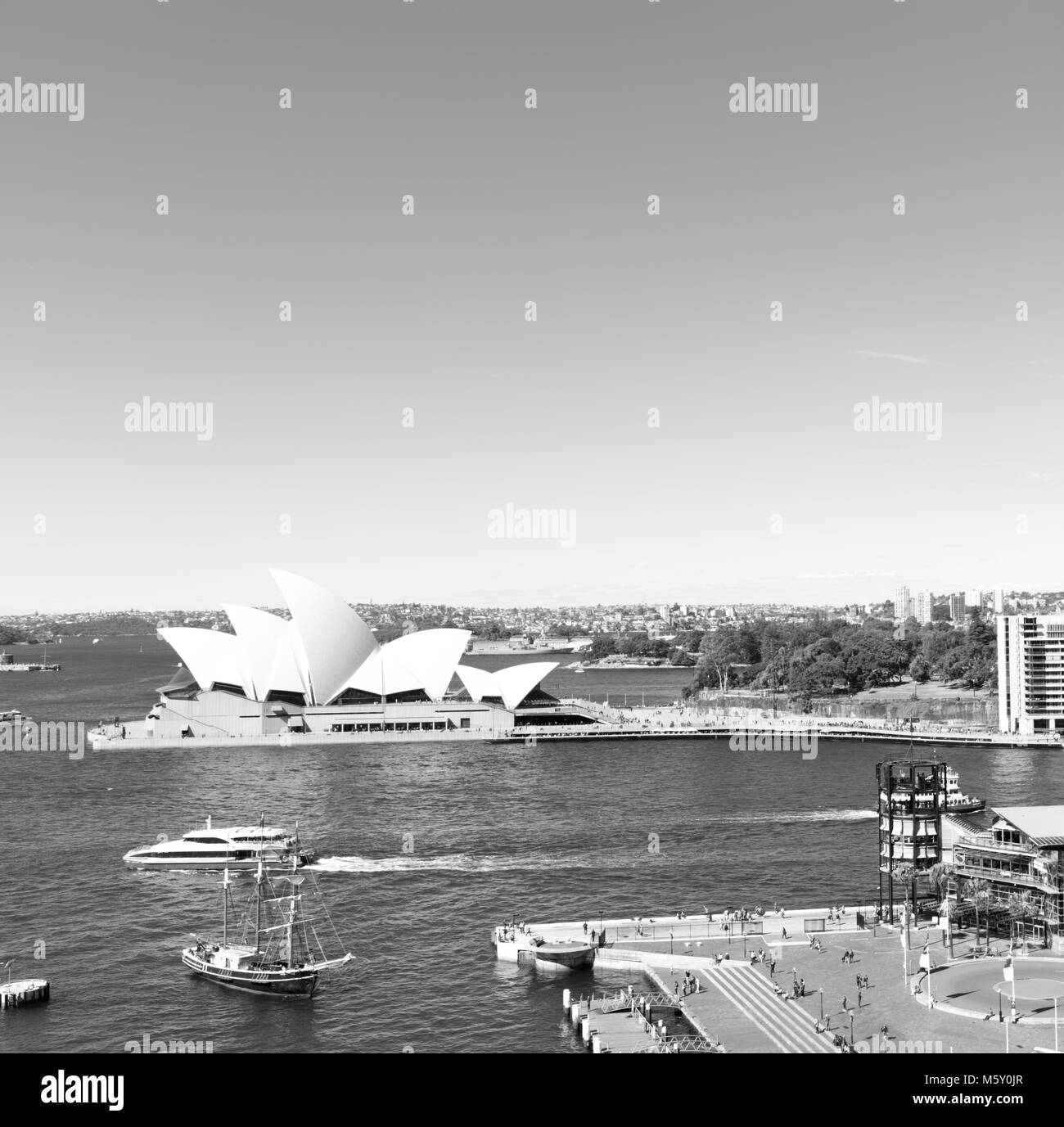 In Australia Sydney Opera House e la baia e lo skyline della città Foto Stock