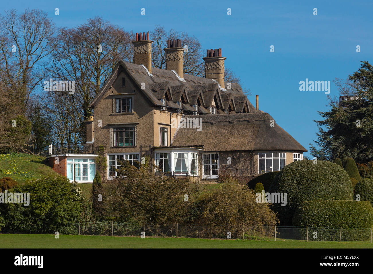 Come Hill House è un arti e mestieri casa usata come un centro di educazione ambientale. Foto Stock