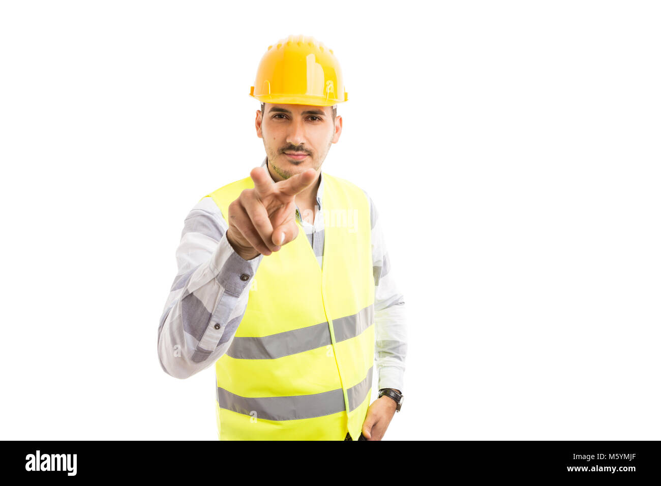 Builder o lavoratore rendendo sto guardando la gesto isolato su sfondo bianco Foto Stock