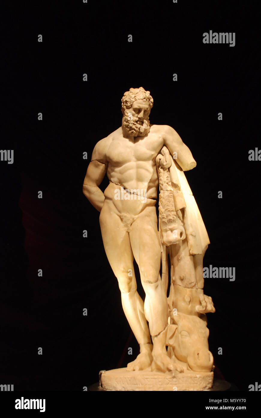 Stanco Eracle (Ercole) statua in Antalya Museo Archeologico, Turchia Foto Stock