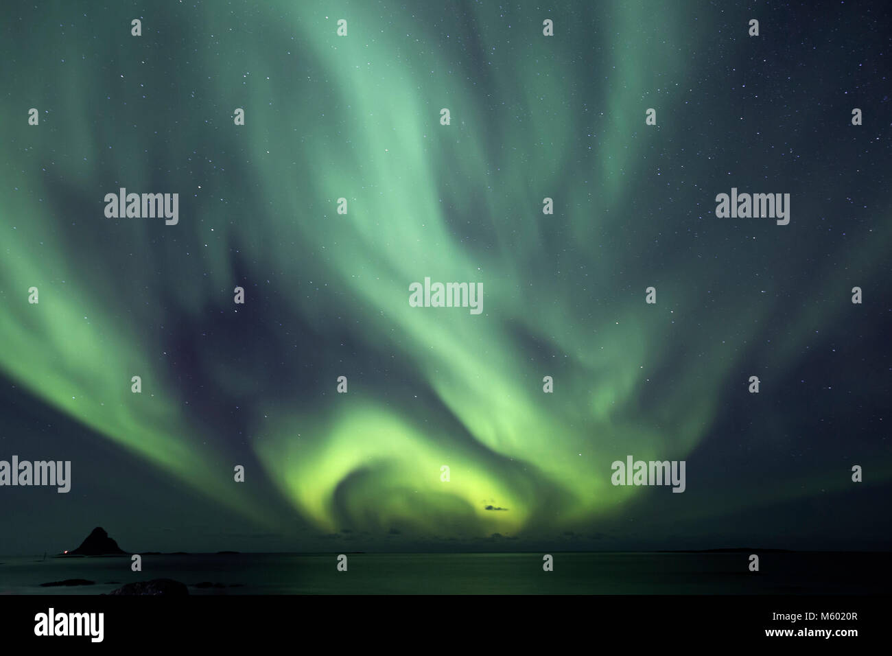 Luci polari nel lontano nord, Aurora Boreale, Andenes, Andoya Isola, Norvegia Foto Stock