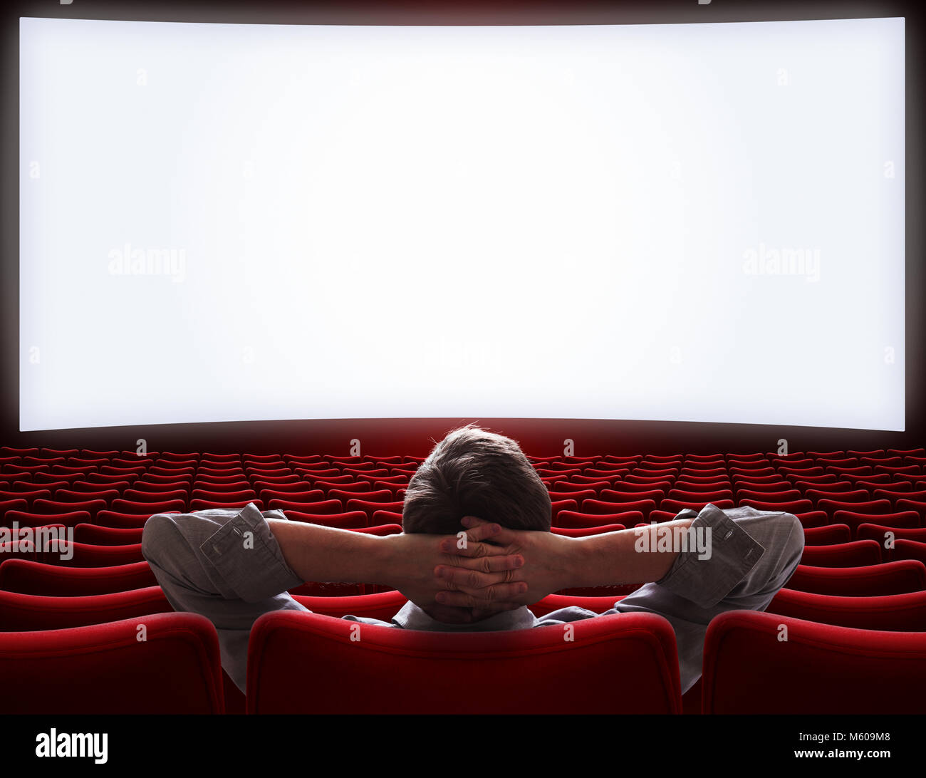 Filmato vuota sala teatro con lonely VIP uomo seduto Foto Stock
