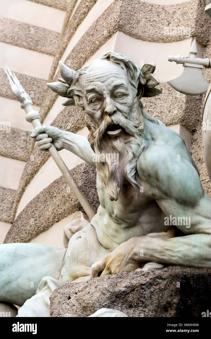 Rudolf Weyr il potere sul mare di scultura, Michaelertrakt, il Palazzo di Hofburg, Wien, Vienna, Austria. Foto Stock