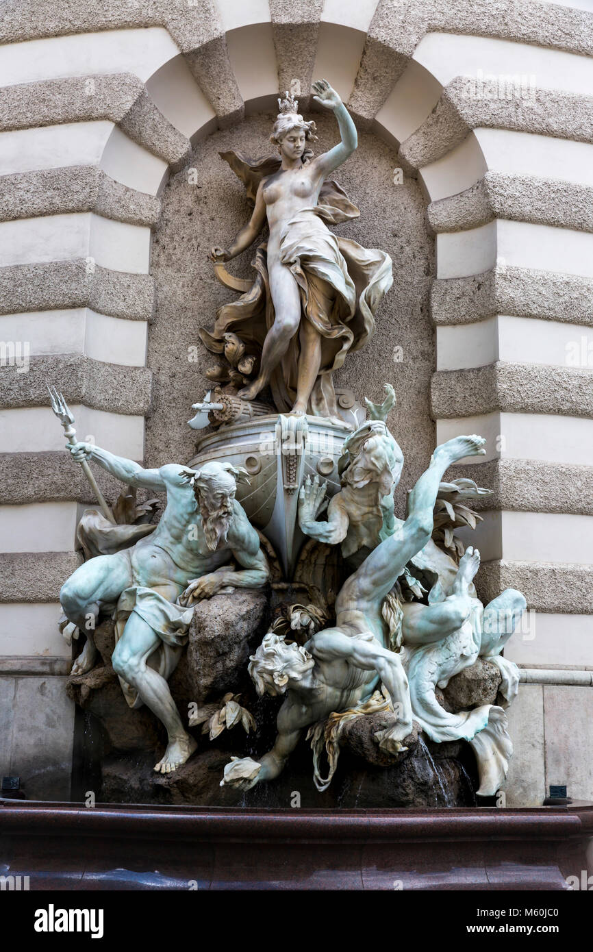 Rudolf Weyr il potere sul mare di scultura, il Palazzo di Hofburg, Michaelertrakt, Wien, Vienna, Austria. Foto Stock
