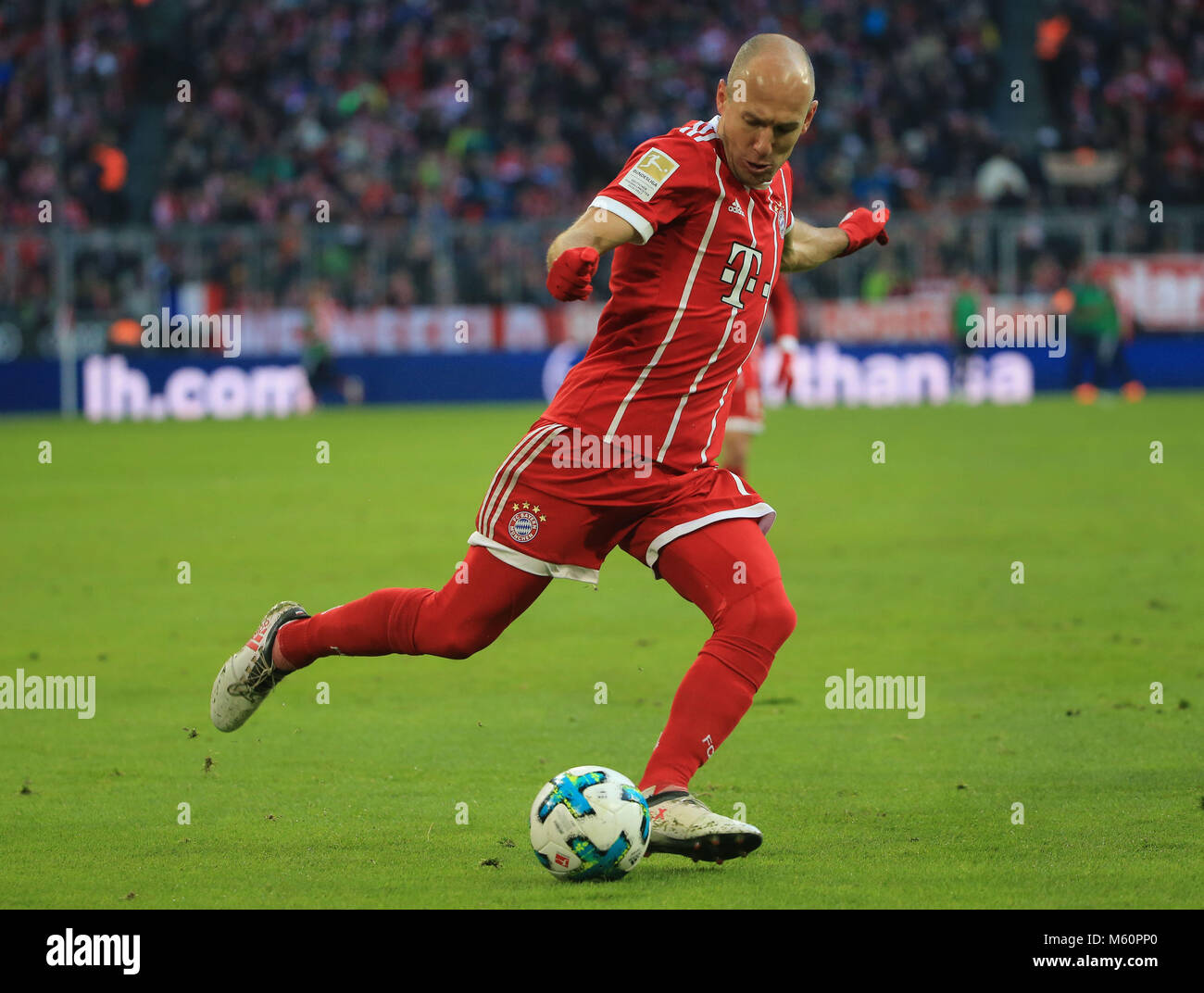 20180224, 1.BL, FC Bayern vs Hertha Berlino, stadio Allianz Arena di Monaco, Fussball, Sport, im Bild: Arjen Robben (FCB) *Copyright by: Philippe Ruiz Postbank Muenchen IBAN: DE91 7001 0080 0622 5428 08 Oberbrunner Strasse 2 81475 MŸnchen, Tel: 089 745 82 22, Mobil: 0177 29 39 408 ( posta: philippe ruiz@gmx.de ) Homepage: www.sportpressefoto-ruiz.de Foto Stock