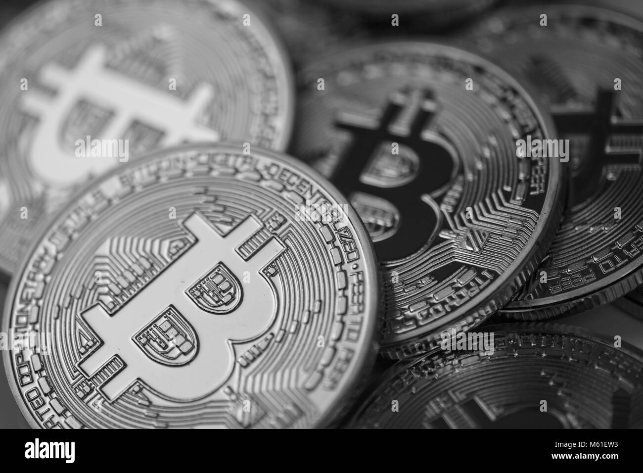 Extreme close up Golden moneta Bitcoin Bitcoin cryptocurrency. Il concetto di business. Foto Stock